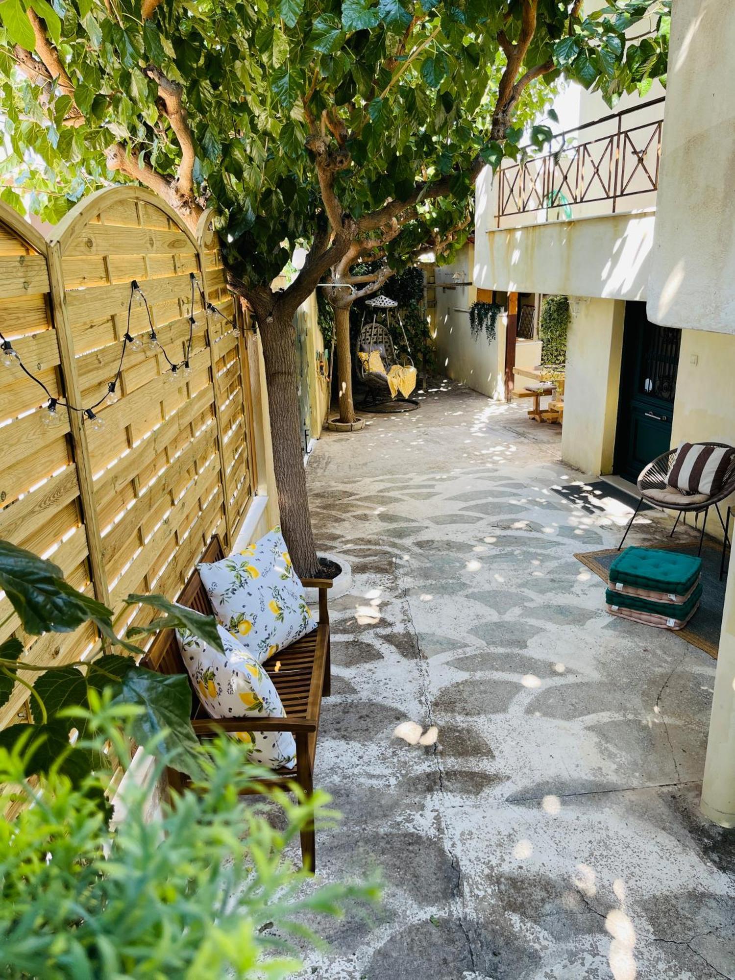 Airport Cottage House Artemida  Exterior photo